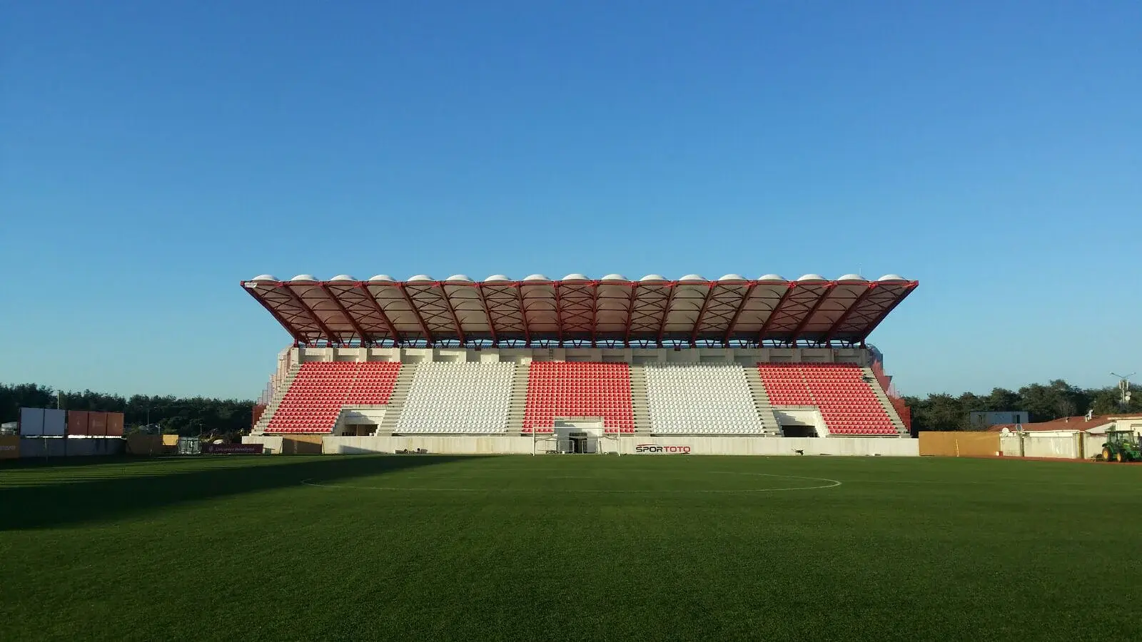 Ümraniyespor Grandstand 3